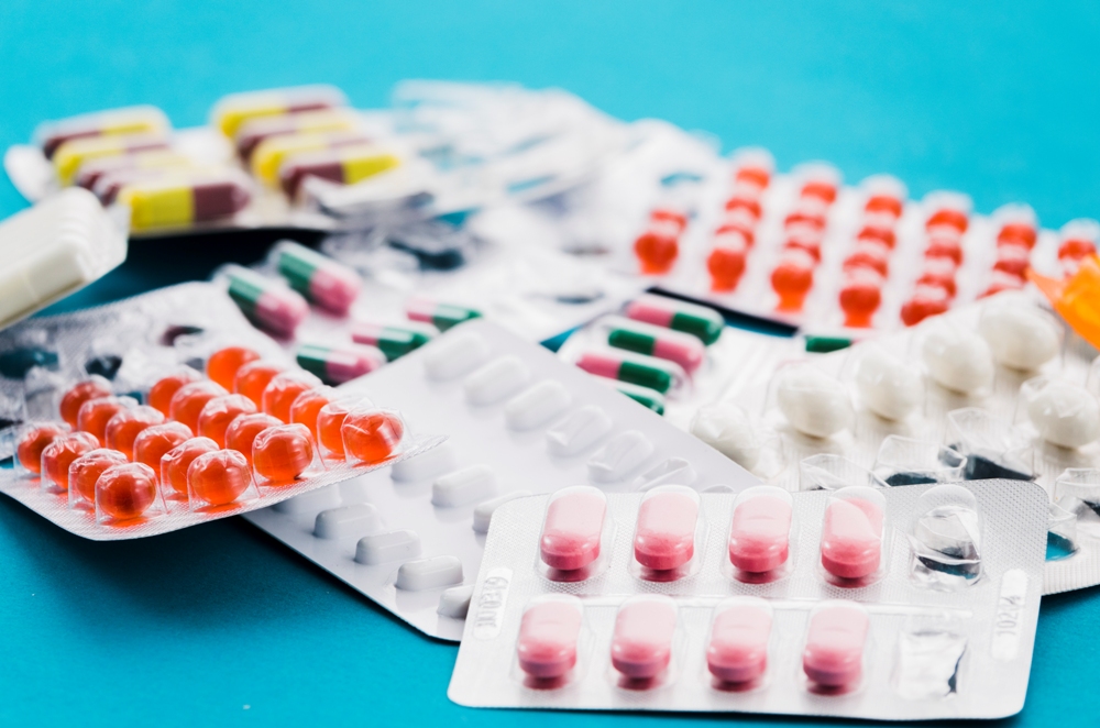 pick pill services in AAA Pharmacy